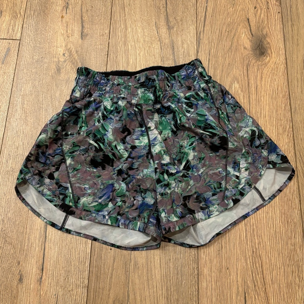LULULEMON Track That 5" Short Rapid Flourish Multi Size 4 - Picture 8 of 14